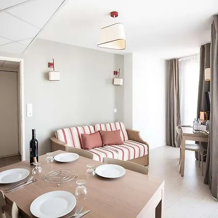 فندق Zenitude Centre ناربون