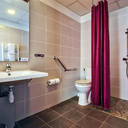 فندق Zenitude Centre ناربون